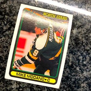 Mike Modano rare Rookie Topps 1990 #348 hockey card!!!
